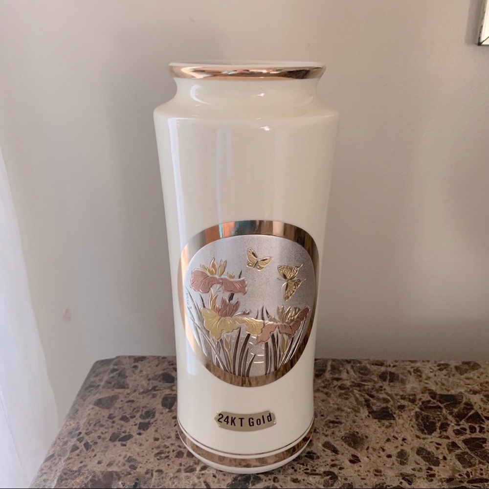 VINEGAR Vase , the art of Chokin